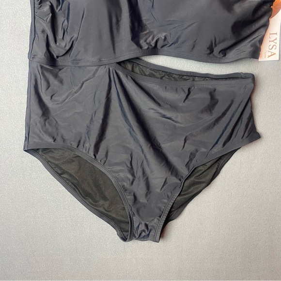 NEW without tags LYSA Sexy PLUS Size 2X Black Cutout Swimsuit with Chain Accent - Picture 4 of 9